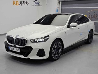 BMW 5시리즈 (G60) 530e M 스포츠 중고차유튜버 추천 매물